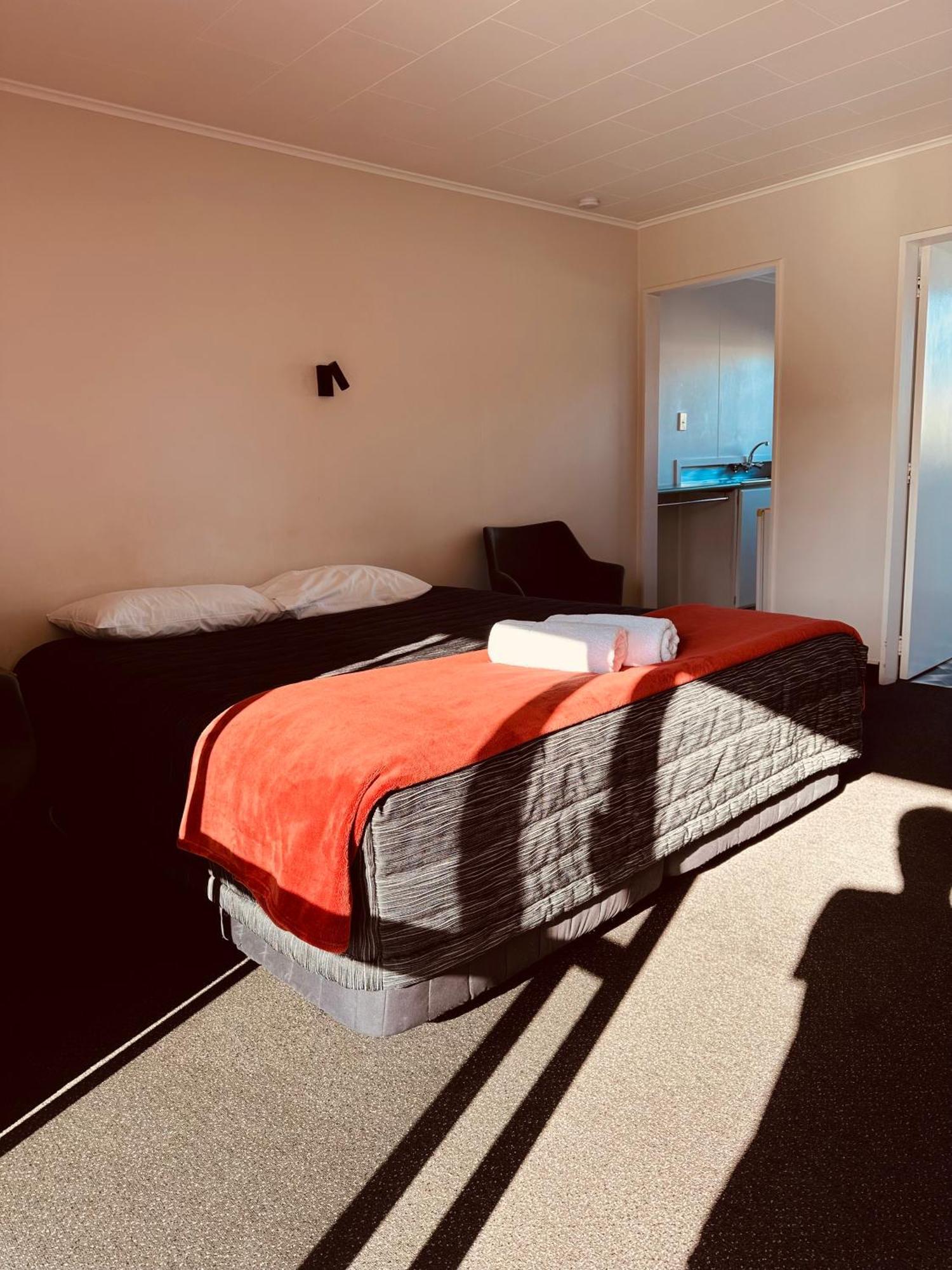 Cherylea Motel Blenheim Room photo